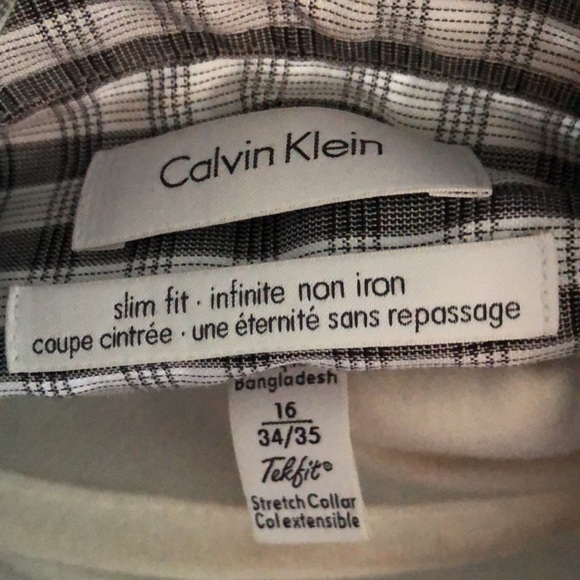 Used Calvin Klein shirt - Picture 2 of 4